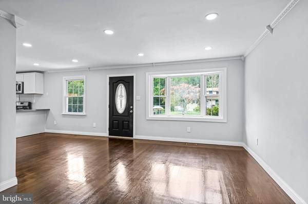 42 TRILBY AVE, Westville, NJ 08093