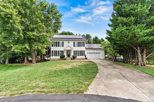 2730 24th Street CT NE, Hickory, NC 28601