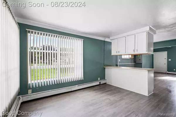 26456 BARNES Street, Roseville, MI 48066