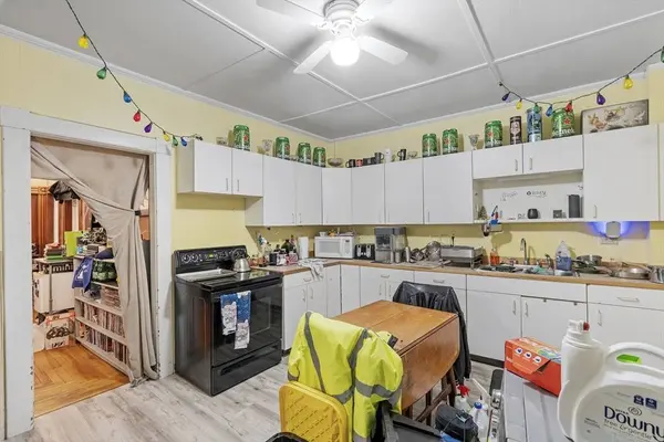 187 Mechanic St, Leominster, MA 01453