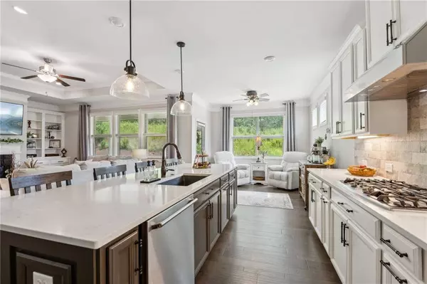 2670 Crimson Downs DR, Cumming, GA 30040