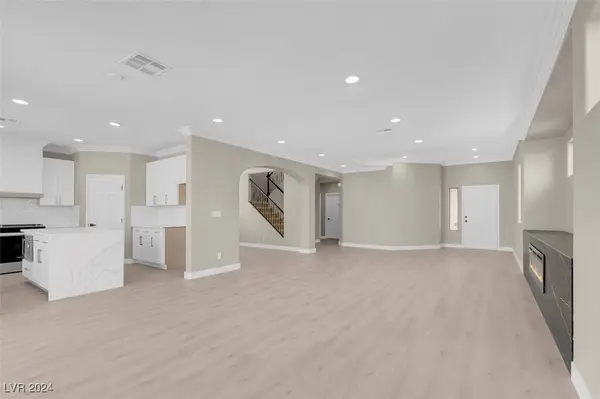 3518 Bella Valencia Court, Las Vegas, NV 89141