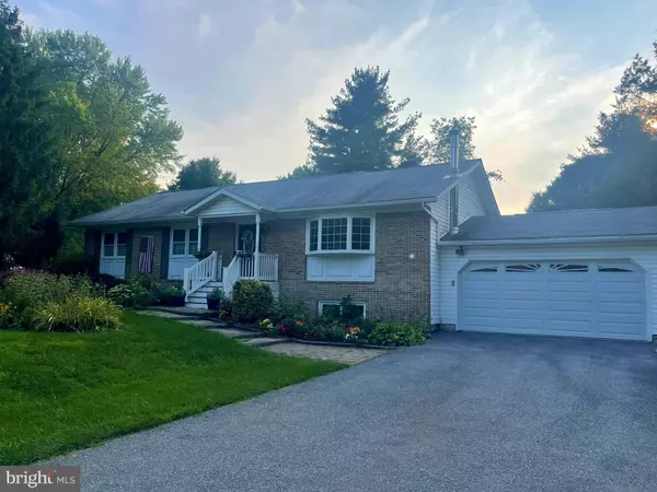 2715 COON CLUB RD, Westminster, MD 21157