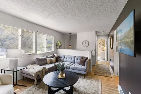 4863 104th AVE NE, Blaine, MN 55014