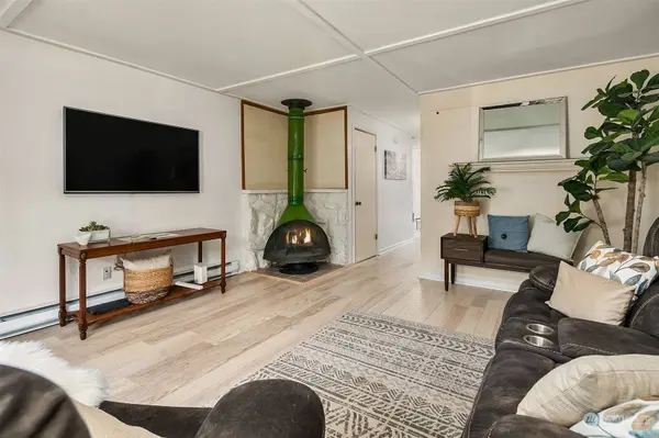 20714 76th AVE W #3, Edmonds, WA 98026