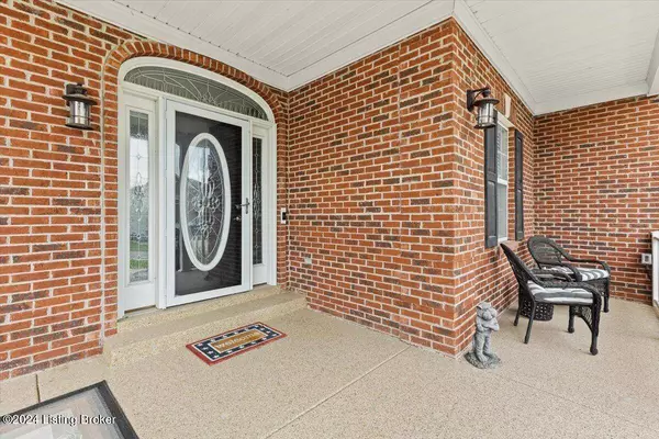 337 Vineland Place Dr Dr, Vine Grove, KY 40175