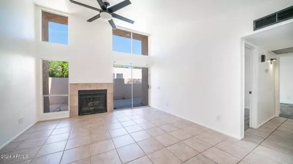 930 S DOBSON Road #13, Mesa, AZ 85202