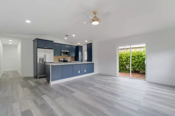 559 E S Ridge CIR, Boynton Beach, FL 33435