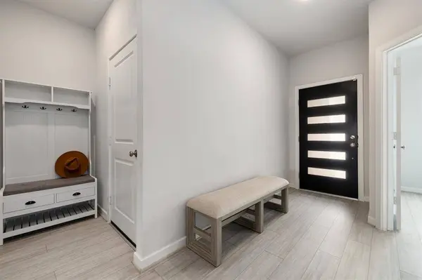 7803 Skylark Heights LN, Richmond, TX 77407