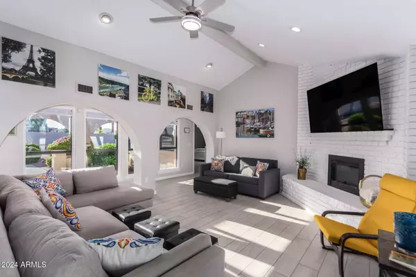 15629 N 19TH Place, Phoenix, AZ 85022