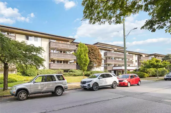 964 Heywood Ave #330, Victoria, BC V8V 2Y5