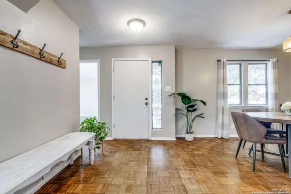 13658 SHADY WALK DR, San Antonio, TX 78231-1820