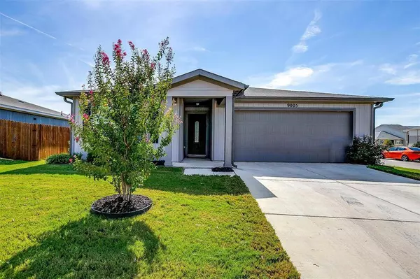 9005 Scarlet Way, Fort Worth, TX 76140