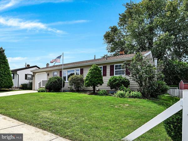 12 RICHARD AVE, Middletown, PA 17057