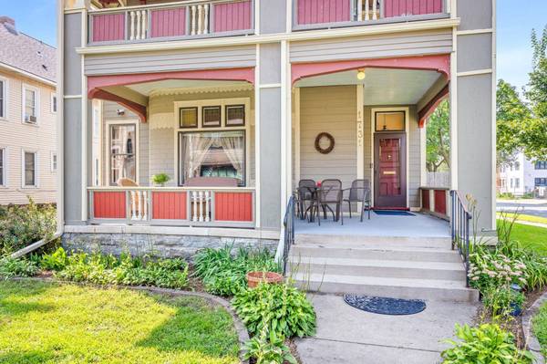 1731 Dupont AVE N, Minneapolis, MN 55411