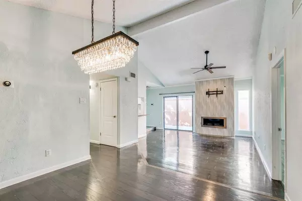 2623 Entrada Boulevard #1, Irving, TX 75038