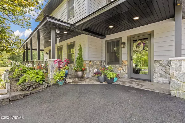 1348 RADIO CLUB RD, Montoursville, PA 17754