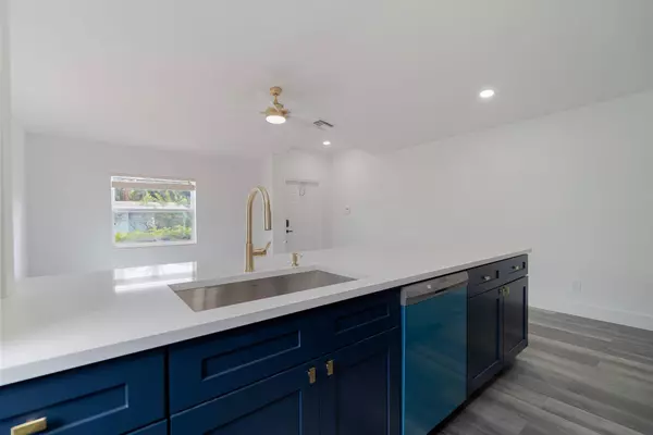 559 E S Ridge CIR, Boynton Beach, FL 33435