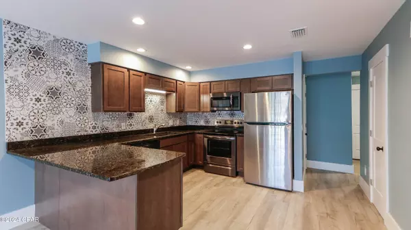 6475 Oakshore DR, Panama City, FL 32404