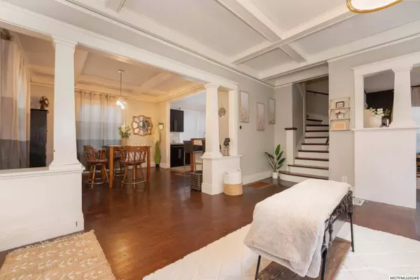 904 1st st SE, Mason City, IA 50401