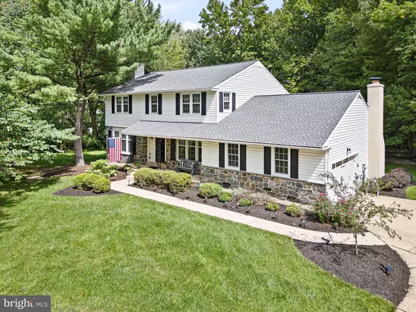 16 CRENSHAW DR, Wilmington, DE 19810