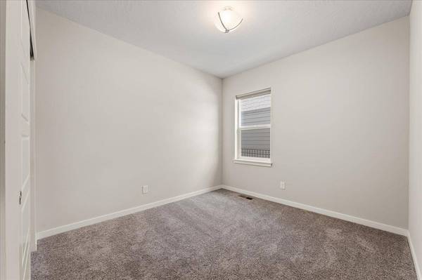 288 S Legacy Ridge Dr, Liberty Lake, WA 99019