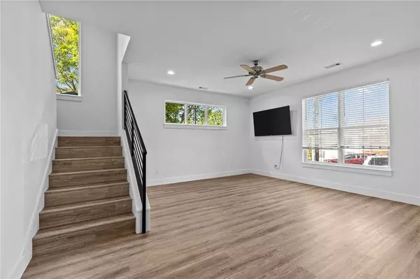 929 & 931 Oakland Ave, Fayetteville, AR 72701