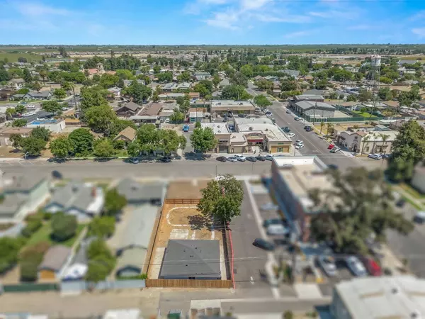 122 S 6th Street, Fowler, CA 93625