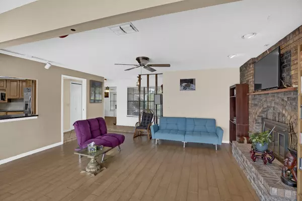 1106 Citrus AVE NE, Palm Bay, FL 32905