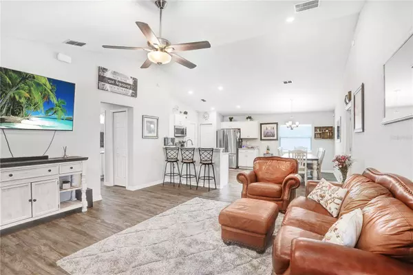 6837 ABBYWOOD LN, Zephyrhills, FL 33541