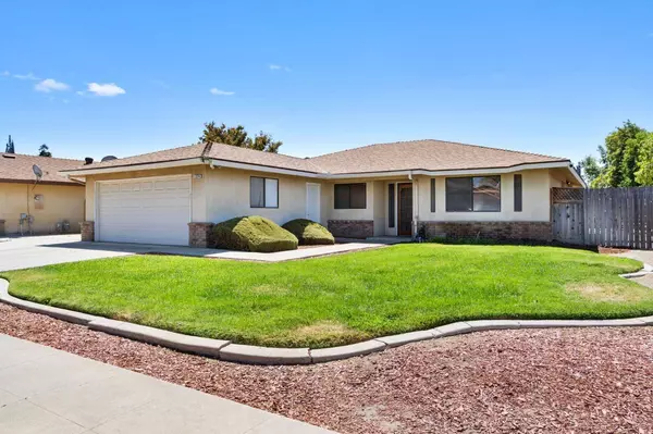 1374 Saginaw Avenue, Clovis, CA 93612