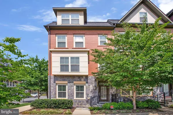 1717 13TH RD S, Arlington, VA 22204