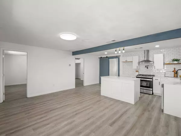 122 S 6th Street, Fowler, CA 93625