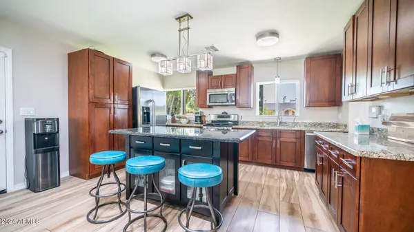 1852 N 39TH Street, Phoenix, AZ 85008