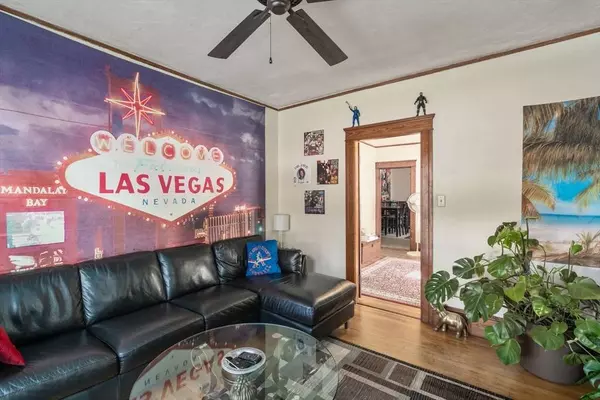 10 Stowell Ave, Worcester, MA 01606