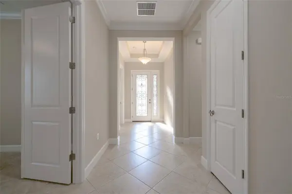 1647 VICTORIA GARDENS DR, Deland, FL 32724