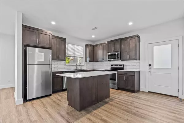 929 & 931 Oakland Ave, Fayetteville, AR 72701