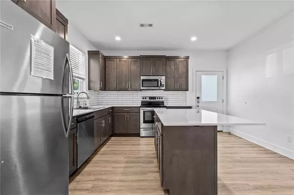 929 & 931 Oakland Ave, Fayetteville, AR 72701