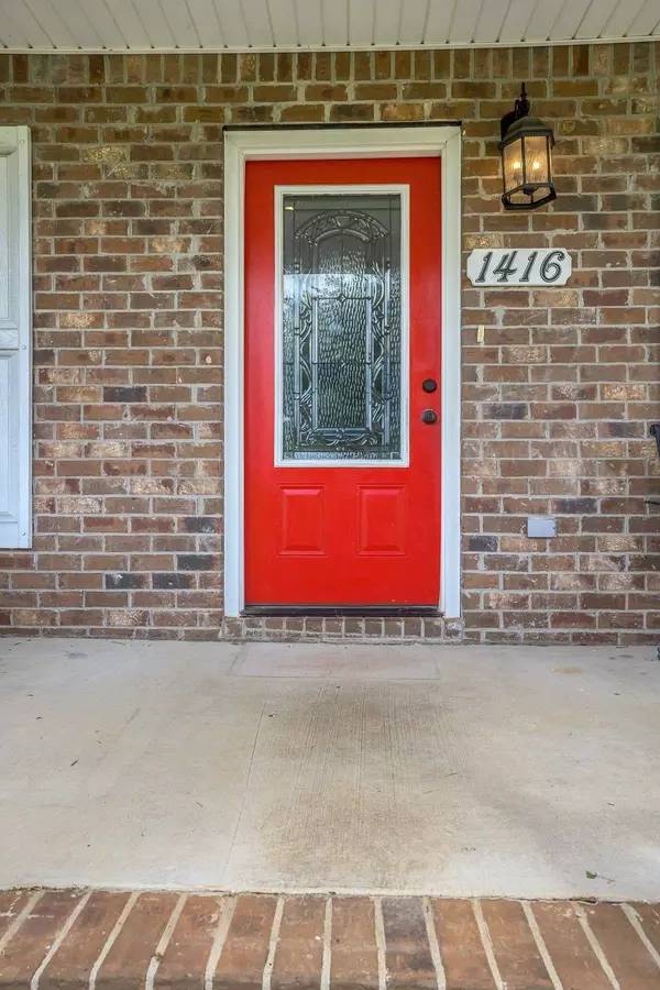 1416 Azalee Ln, Chapel Hill, TN 37034