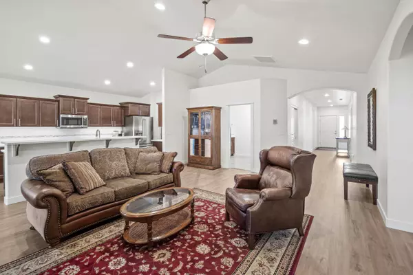 3277 Cheltenham WAY, Medford, OR 97504