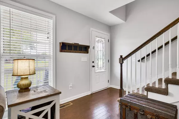 1416 Azalee Ln, Chapel Hill, TN 37034