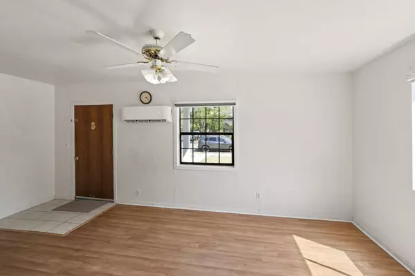 324 Peach ST, Medford, OR 97501