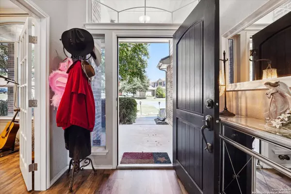 705 Sarazen Ct, Cibolo, TX 78108