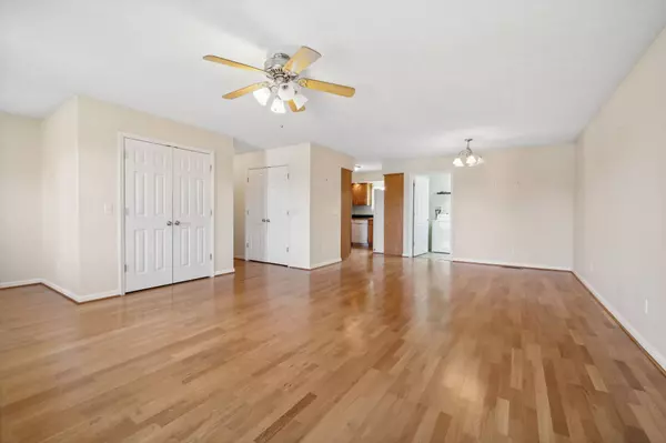 181 Hatton Dr, Gordonsville, TN 38563