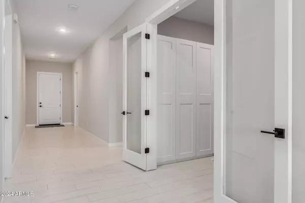 3120 E FLINTLOCK Drive, Queen Creek, AZ 85142