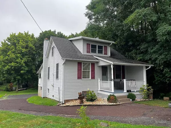 565 E Broad St, Souderton, PA 18964-1217