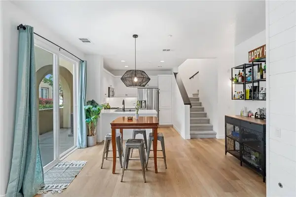 44982 HAWTHORN ST #207, Temecula, CA 92592