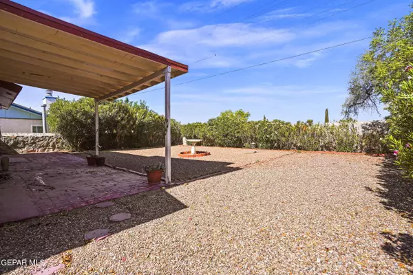 773 MARTHA GALE DR, El Paso, TX 79912