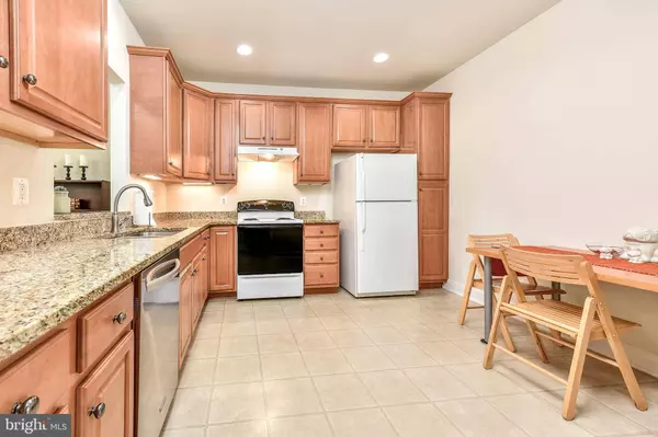 44407 MALTESE FALCON SQ, Ashburn, VA 20147