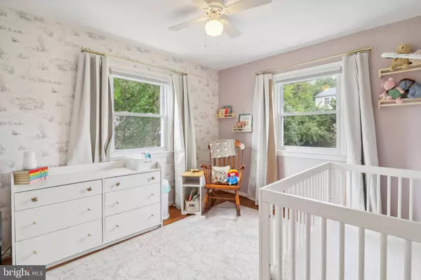 6902 UNIVERSITY DR, Alexandria, VA 22307